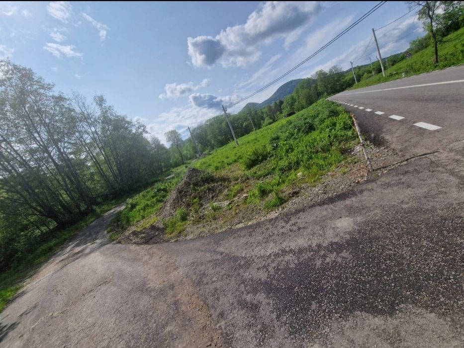 Teren de vânzare în centrul comunei Mogoș, județul Alba