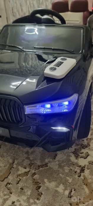 Детский электромобиль BMW