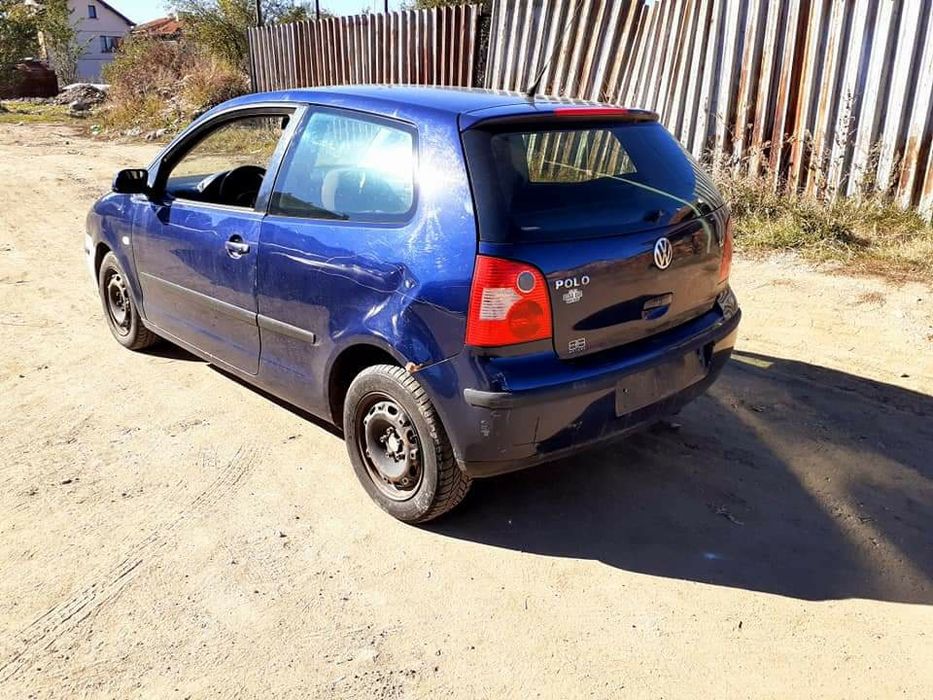 VW Поло 9N 1.4 16V 0.3г На части