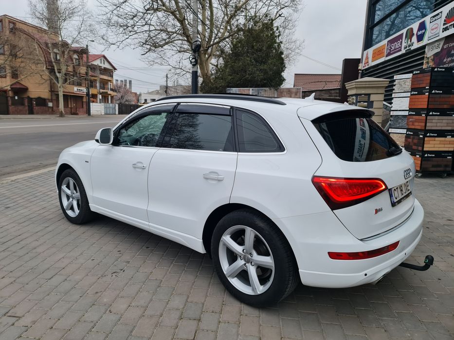Audi Q5 S-line 2.0 Tdi Adblue 190 cp