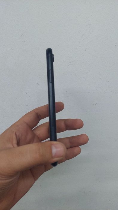 iPhone XR Заключен!!!