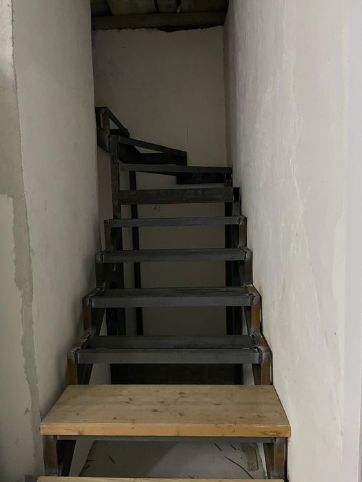 Металлокаркас лестницы навесы