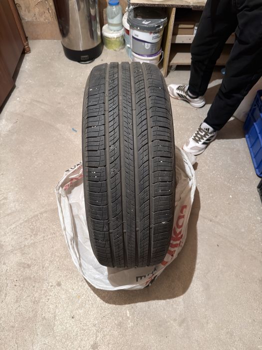 Продам летнию резину 265/65 R17