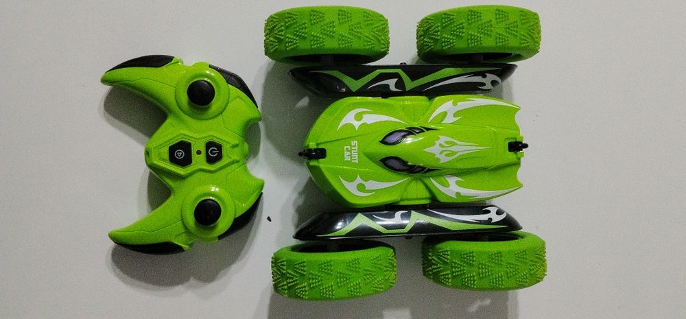 Продам детские игрушки для мальчиков и девочек