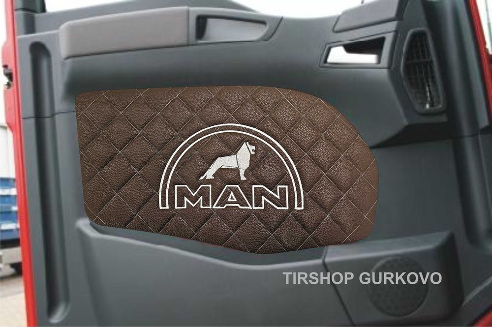 Кожени кори за врати MAN TGA / TGL различни цветове