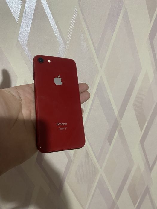 Айфон 8 в отличном состояний