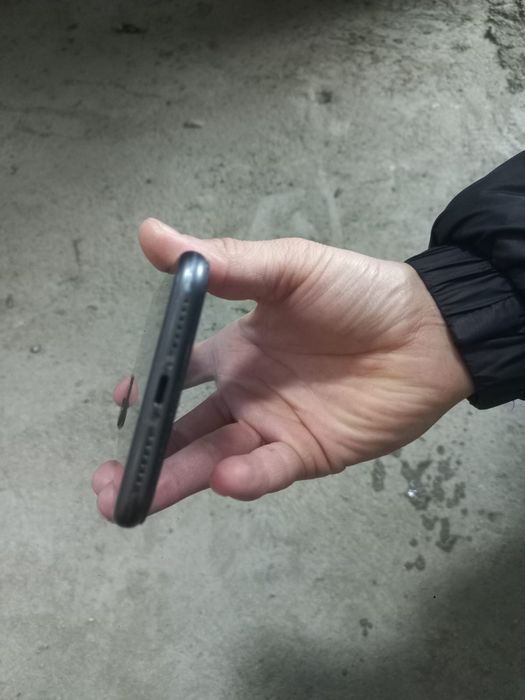 Iphone 11 каропка