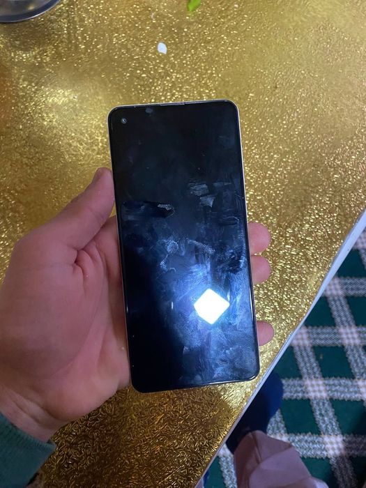 iPhone X ga almashaman Samsung A21S