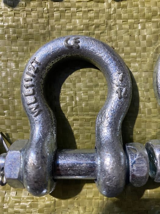 Крипление, карабины и тд