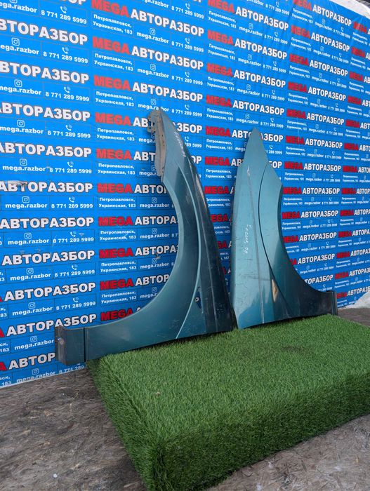 Крыло на Форд Фокус 2 / Ford Focus 2