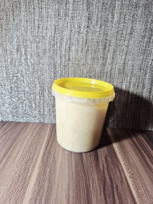 Miere de albine de vanzare