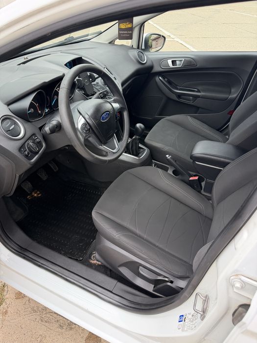 FORD Fiesta 2015 — imagine 5