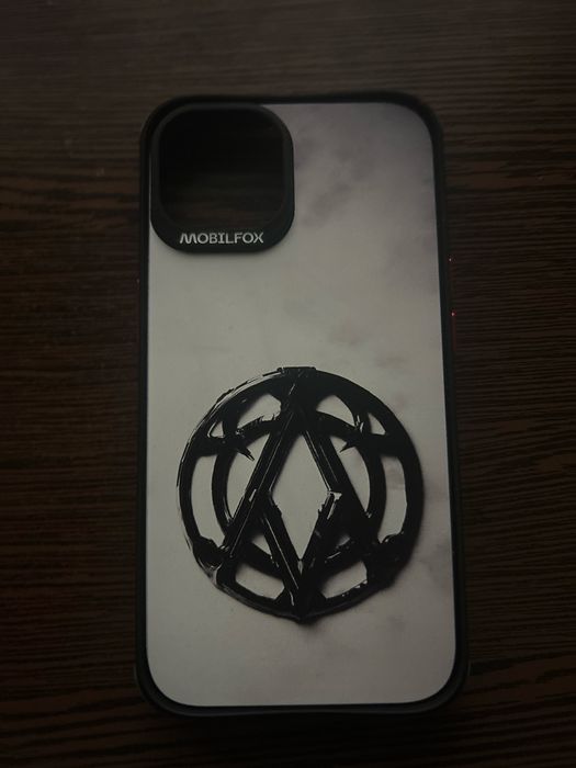 Husa mobilfox pro-shock iphone 14 editie limitata ian voodoo chronicles