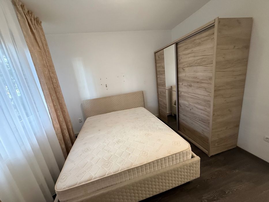 Apartament două camere de închiriat parter