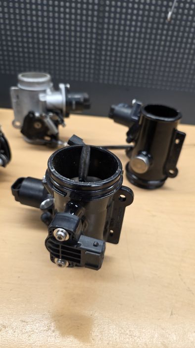 Clapeta admisie  BMW R1200GS R1200RT R1200R R1250GS TPS senzor clapeta