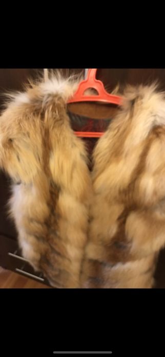 Лисья жилетка, продам срочно! Торг!