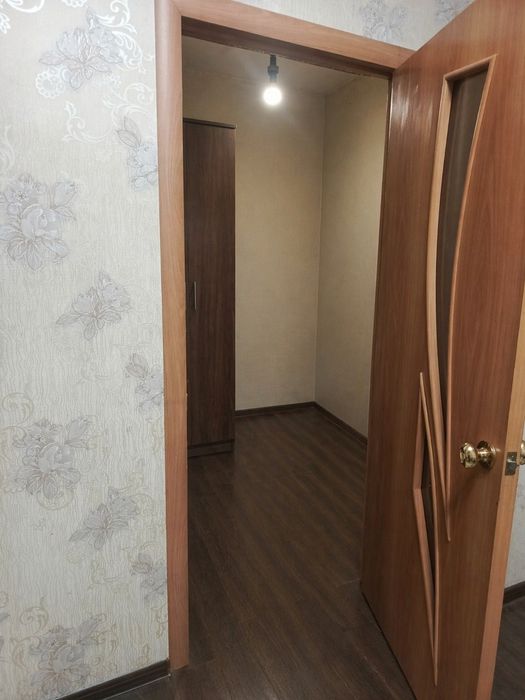 СРОЧНО!!!Продаётся 2-х комнатная квартира переделанная в 3-х