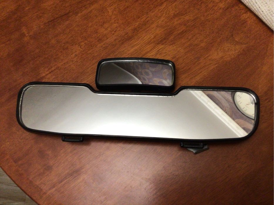 Зеркало заднего вида, универсальное.