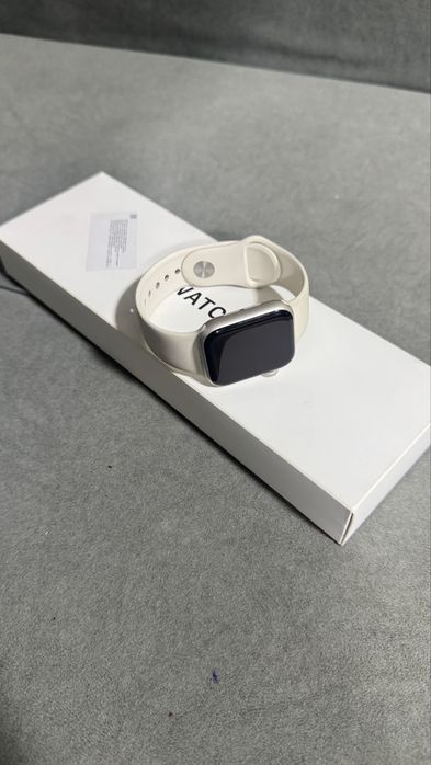 Продам  watch SE 2 gen 2024