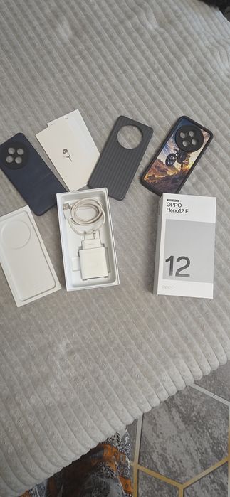 Продам! Oppo Reno 12F! Торг!