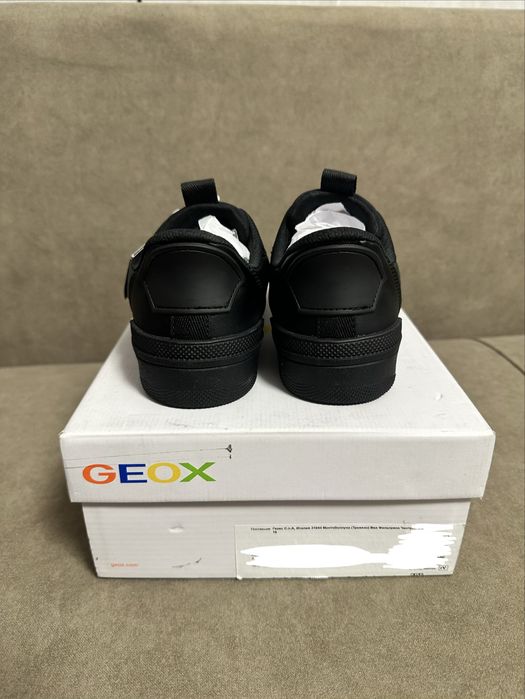 Кроссовки кеды Geox. Новые