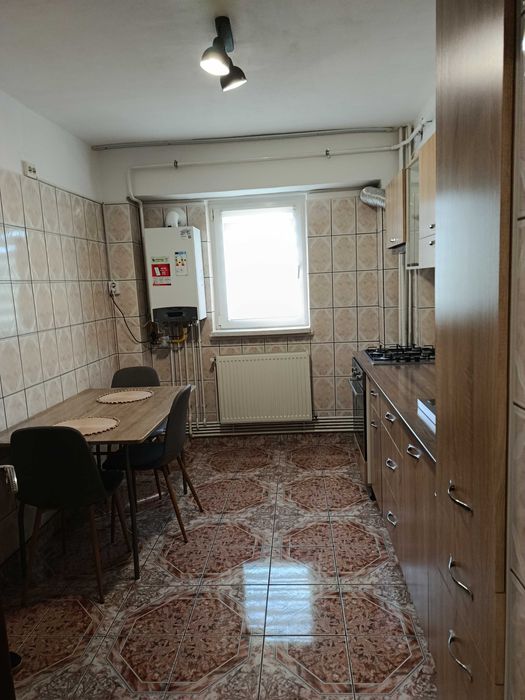 2 camere -Calea București -Lapus - etaj 2/7- centrala proprie - AC