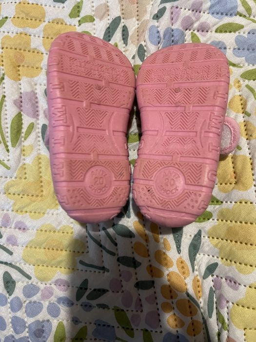 Бебешки чехли Primigi 20номер