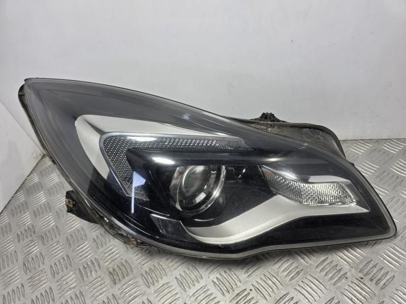 Far dreapta lupa cu halogen Opel Insignia facelift