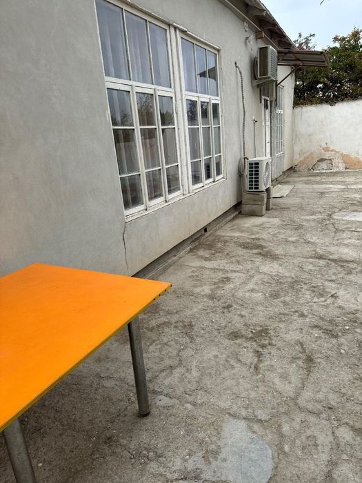 Эски шахар ховли сотилади 500млн