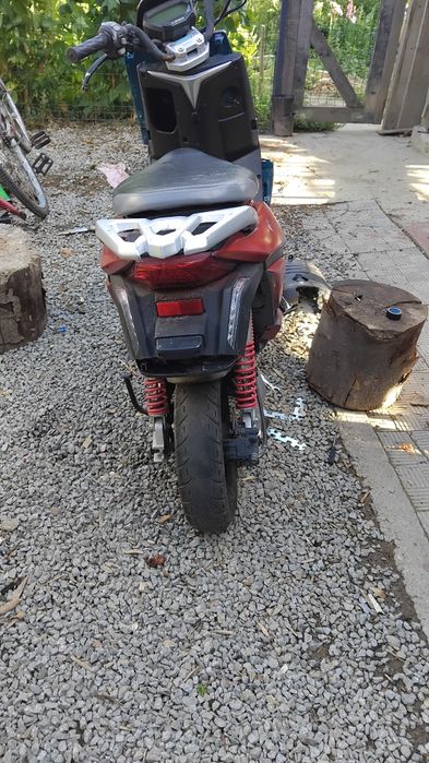 Scuter electric de vînzare piese de schimb