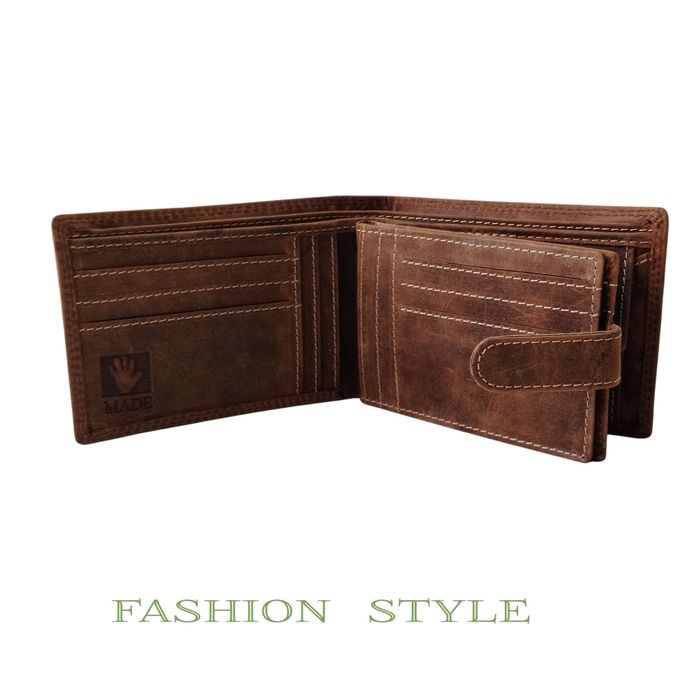 Мъжки портфейл от естествена кожа в черен и кафяв цвят