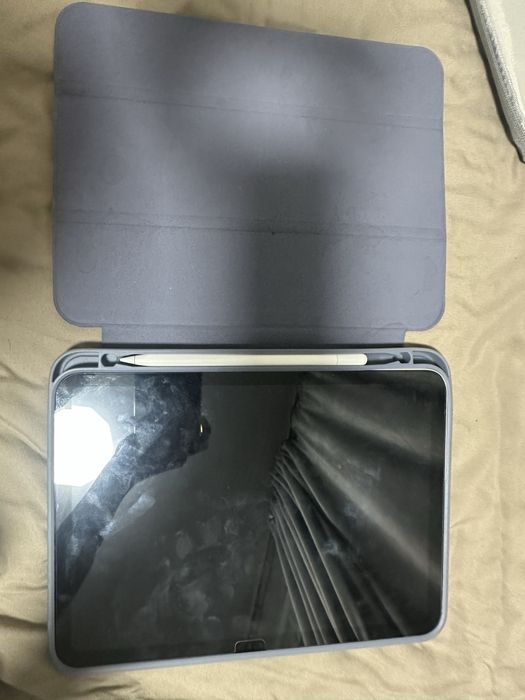 Продам ipad 10.9 + apple pencil 2