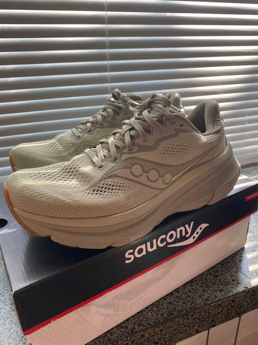 Saucony Guide 19, 44.5 (EU) 9.5 (UK) 10.5 (US)