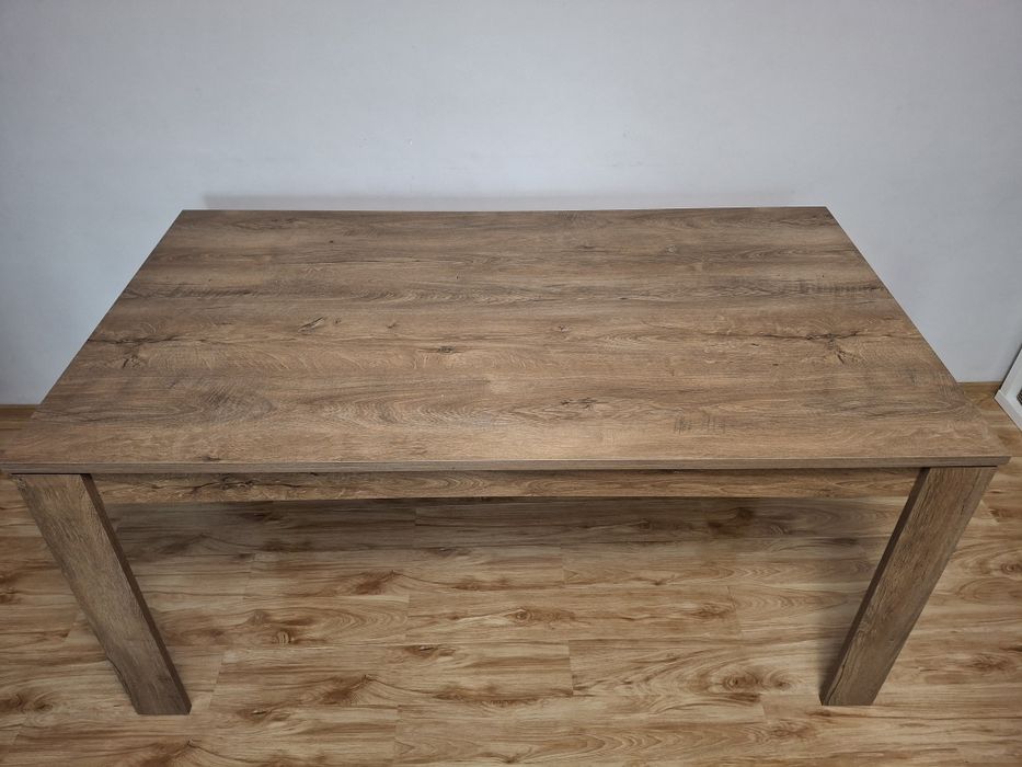 Masă JISK din furnir decorativ de culoare stejar sălbatic. 90x160x76 c