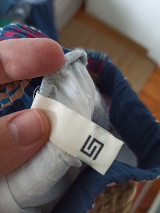 Спортно елегантен комплект от дълга пола и риза