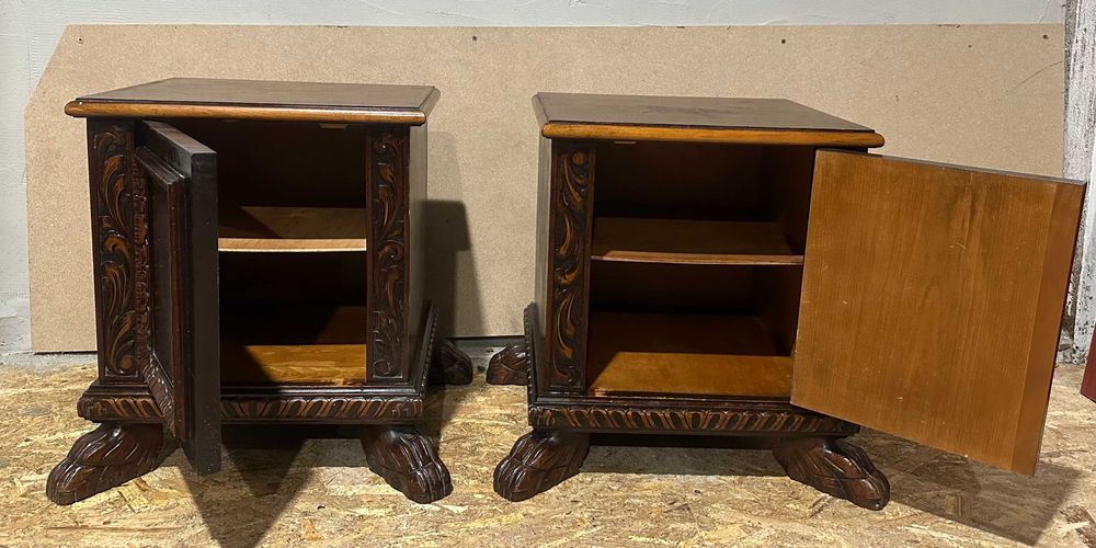 2 buc Noptiera Vintage din lemn Stil Neo Baroc cu elemente sculptate