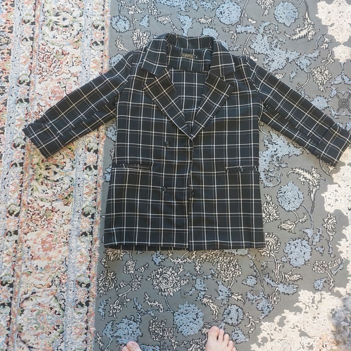 Продам пиджаки куртки пальто