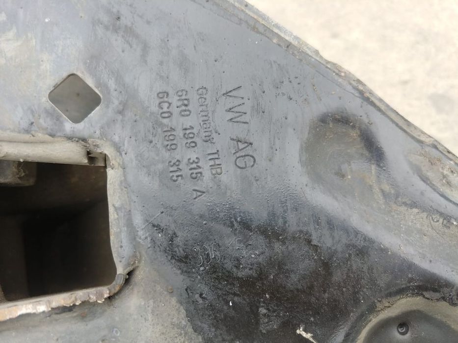 jug cadru motor 1.0 b skoda fabia 3 nj3  6r0199315a  6c0199315