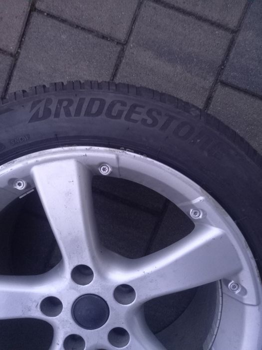 Vând jante de aluminiu