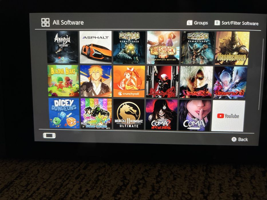 Nintendo Switch + 13 игри, 128GB