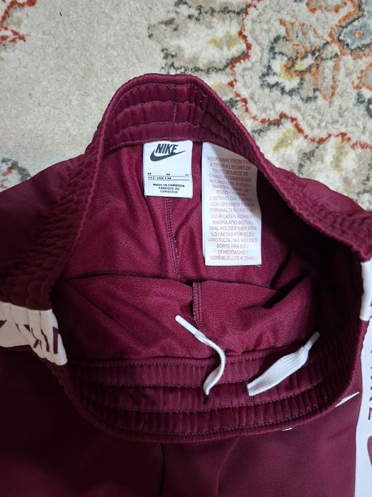 Спортивный костюм на девочку