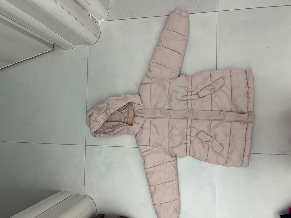 Vand geaca roz pentru fete 3-8 ani