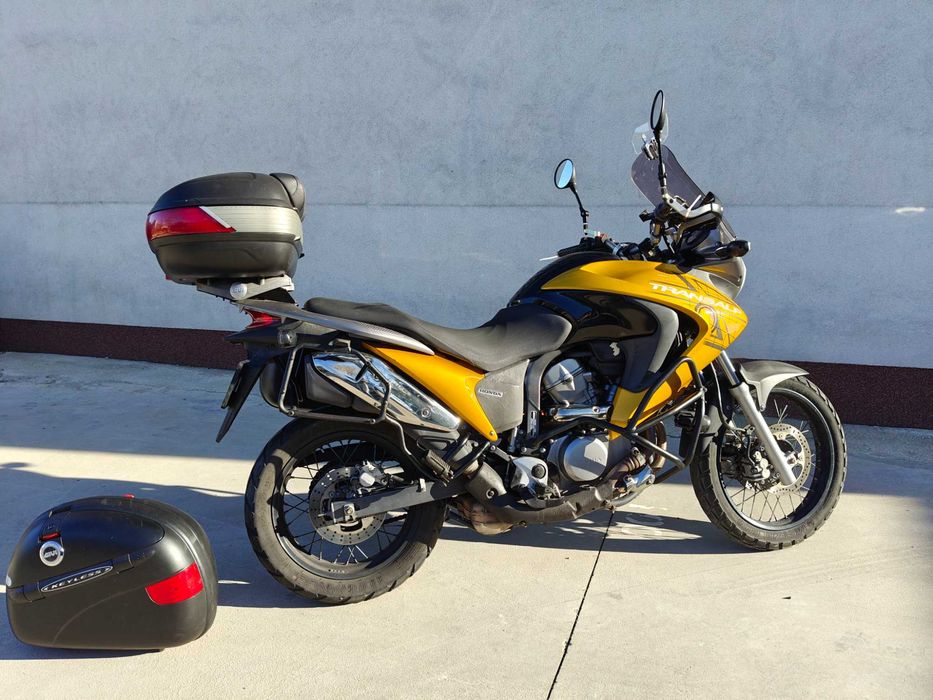 Honda TRANSALP 700
