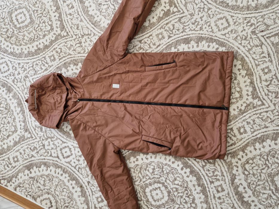 Продам куртку унисекс "bodo"