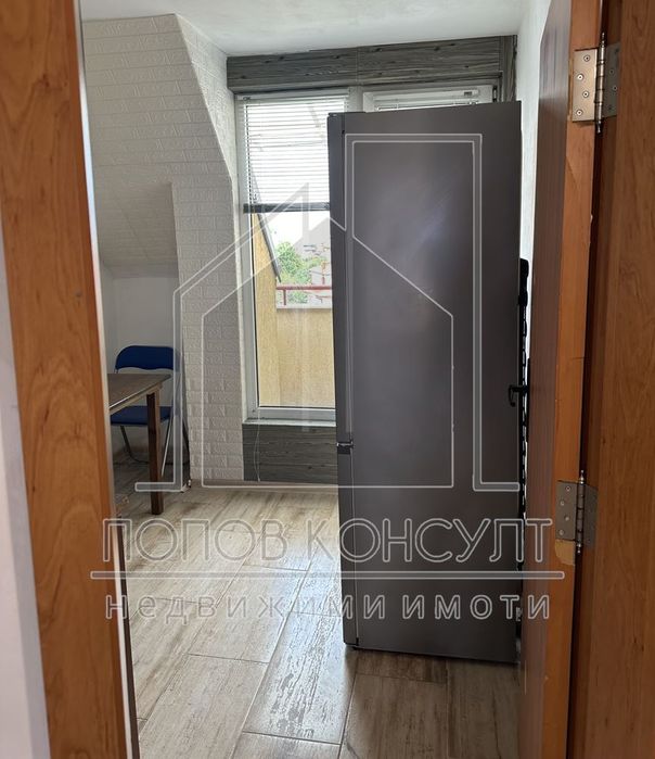 Продава се Двустаен апартамент в Пловдив, Кючук Париж - 78 кв.м за 1461 €/кв.м - Снимка #2