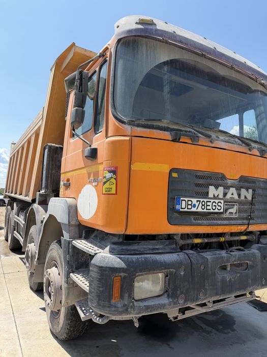 De vanzare autobasculanta MAN