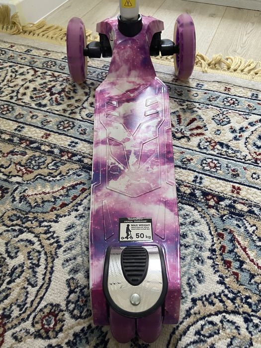 Срочно продам самокат детский для девочек, до 50 кг в отличном сост!!!