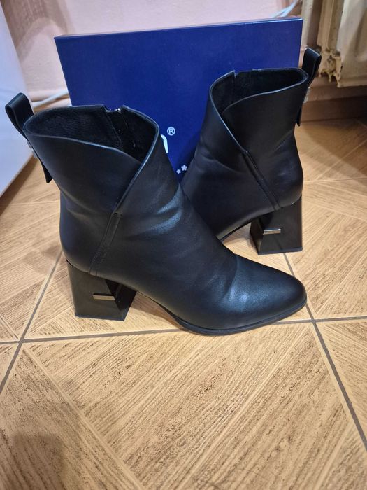 Дамски боти от еко кожа  N39