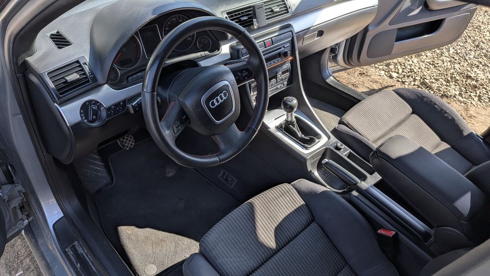 Vand AUDI A4 B7 2.0TDI
