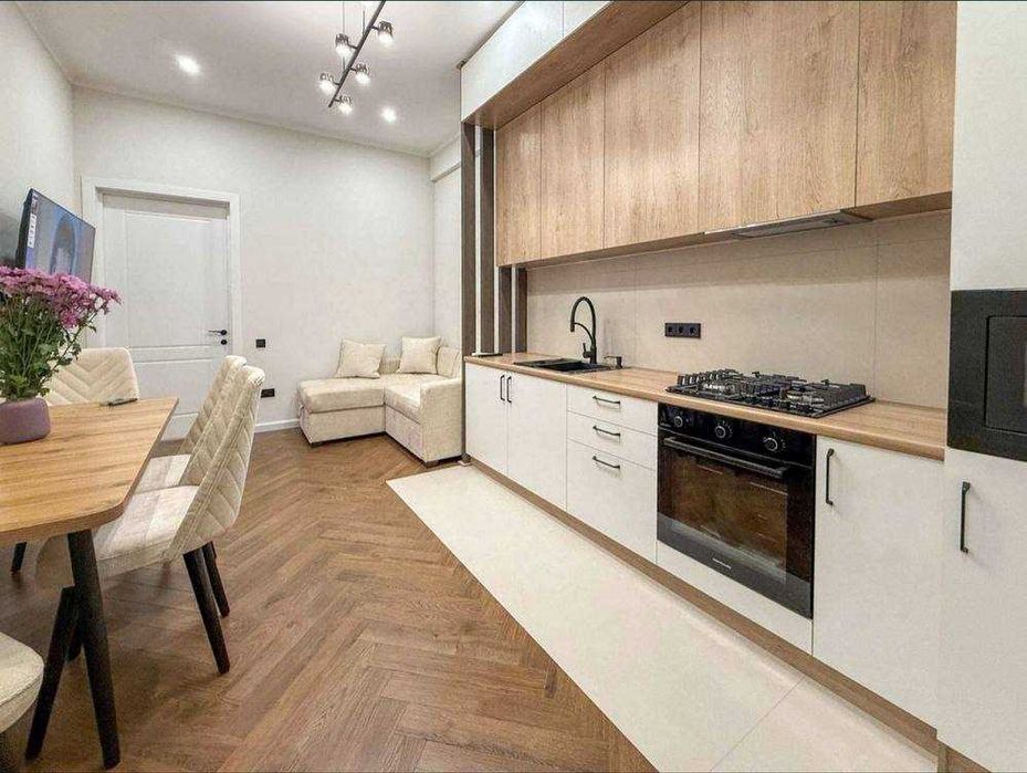 Cрочная Цена ! Продается 3 Комнатная Квартира На Яшнабаде!